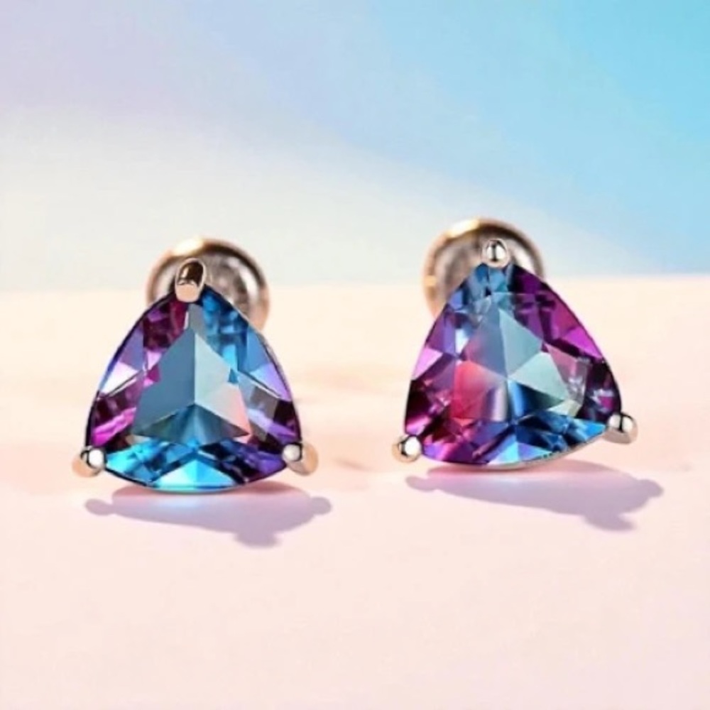 Passion Triangle Stud Earrings